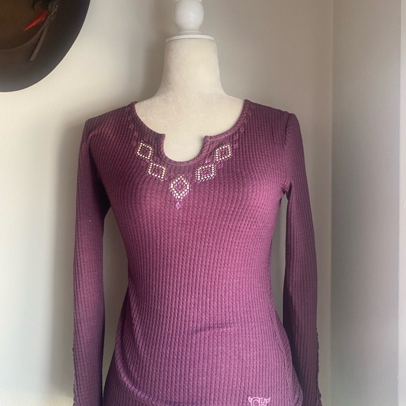 Cowgirl Hardware Long Sleeve Tee - Picture 4 of 7